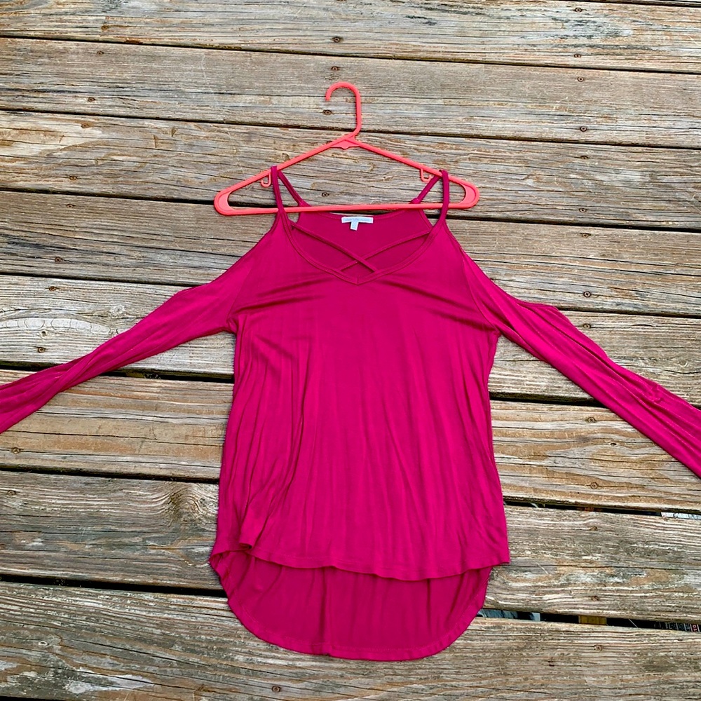 Cut out shoulder top